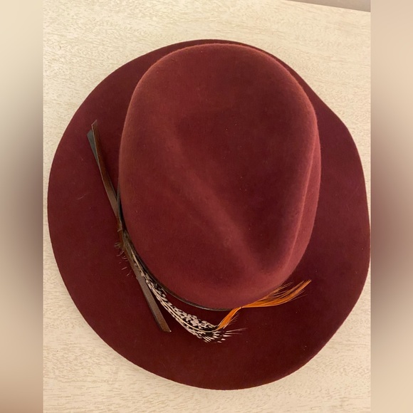 Delux 100% Wool Hat - Picture 4 of 8